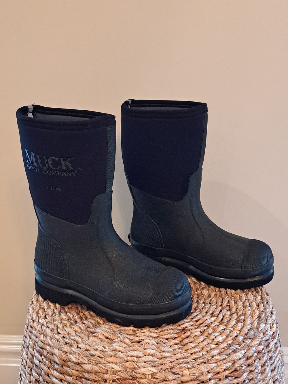 Muck Boot Company Unisex Chore Mid Calf Black Waterproof Neoprene Boots 7-7.5